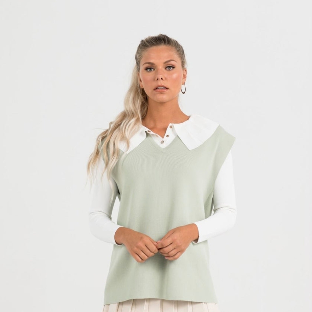 Aleeze Paris Over Sized Sage Green Vest Knit Perfect Spring Weight